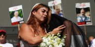 Amor arrebatado: Ilana Gritzewsky, quien fue liberada de Gaza, llevó a cabo una boda simbólica para pedir el rescate de su novio