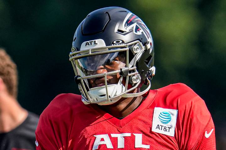 Raheem Morris Plays Major Move After Seeing Risks of Leaning on Michael Penix Jr. Explore Raheem Morris’ bold preseason call, keeping Michael Penix Jr. sidelined as Falcons weigh risk, rust, and QB1 r
