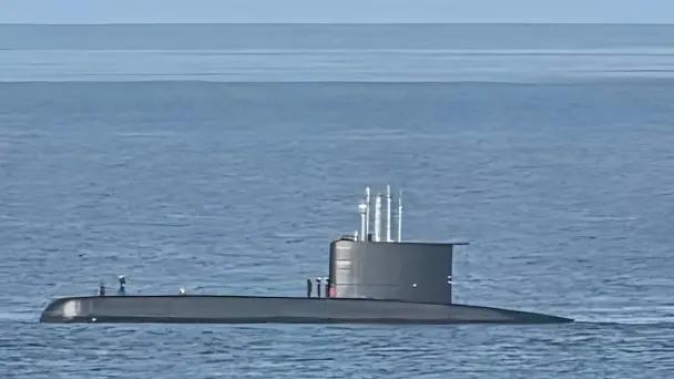 Submarino chileno en Puerto Vallarta agosto 2025