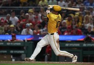 MLB roundup: Dodgers take Clayton Kershaw