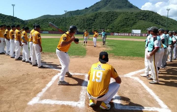 Playoffs de la Liga Central de Beisbol calientan Nueva Esparta