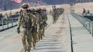 Trump autoriza al Ejército a atacar cárteles de la droga fuera de EEUU