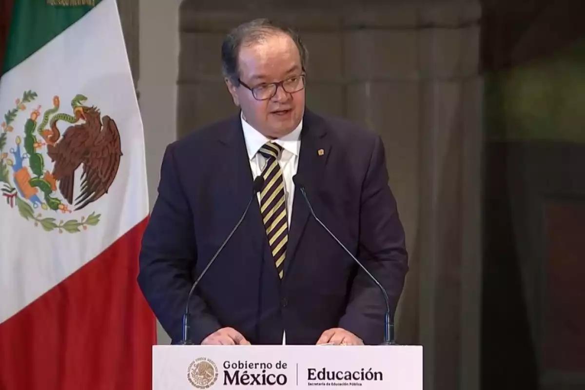 Rector de la UNAM respalda el Bachillerato Nacional impulsado por Sheinbaum: “La educación es el legado más valioso”