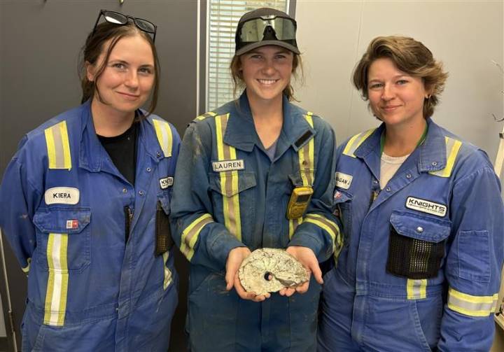 Fossil found north of Fort McMurray latest for Royal Tyrrell Museum