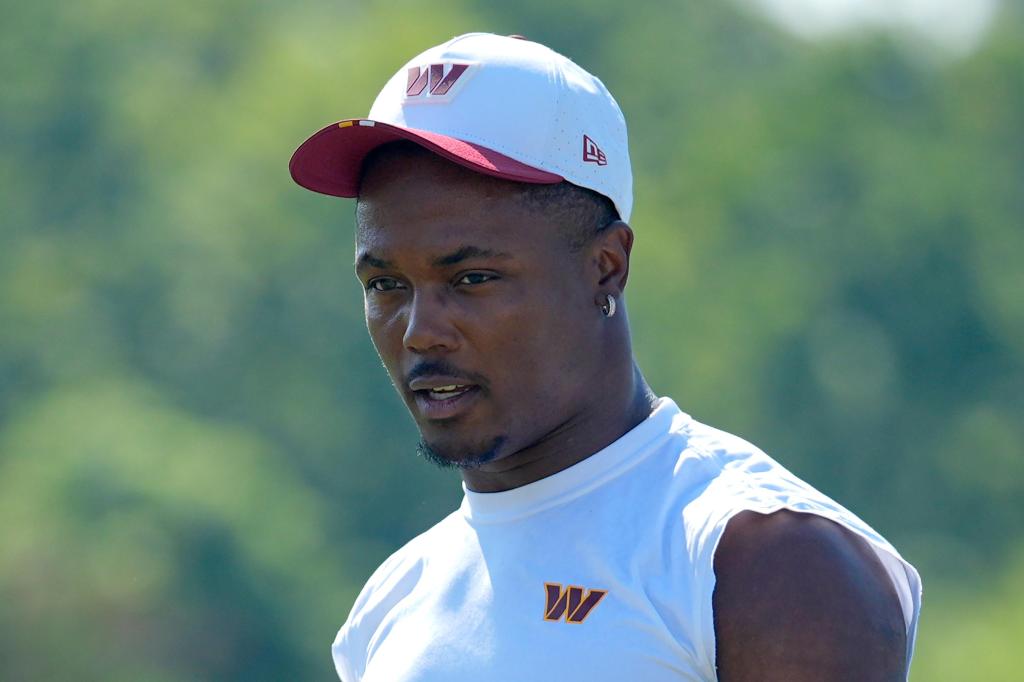 WR Terry McLaurin agrees to 3-year extension with Commanders