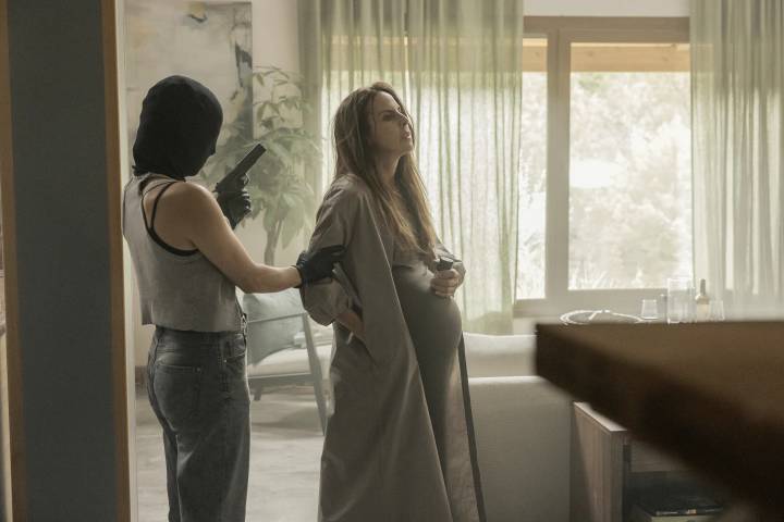 Kate del Castillo lleva la angustia del embarazo al máximo en “Instintos”