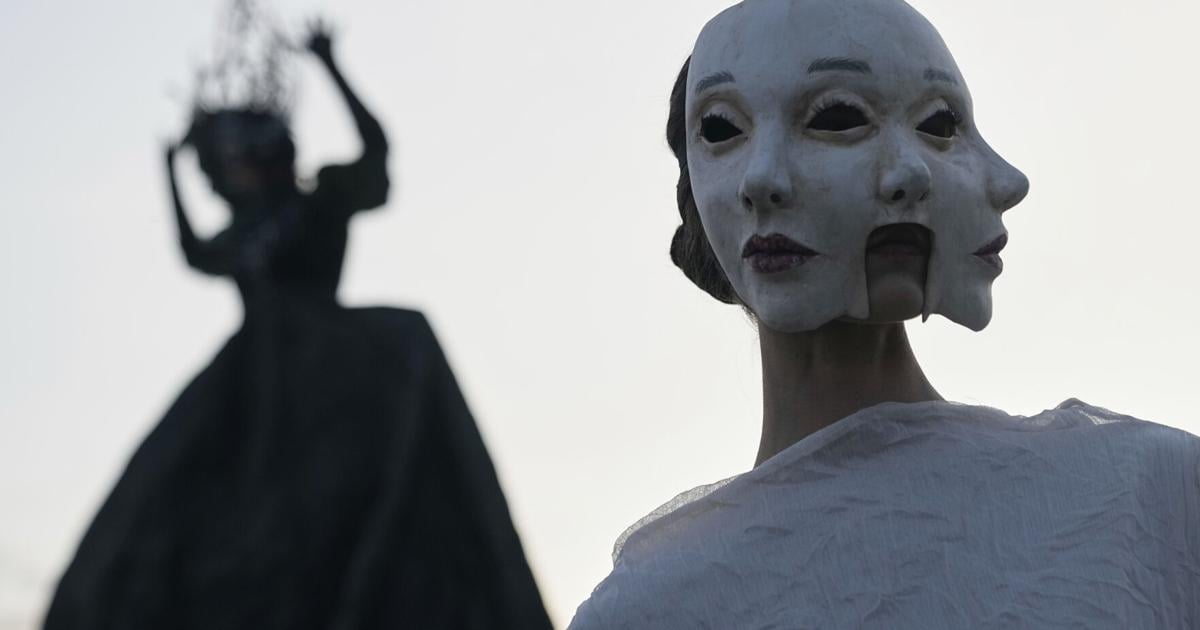 Highlights from Moscow Fashion Week in photos