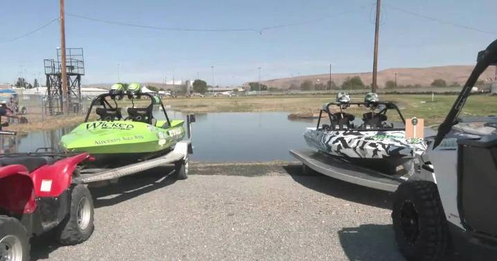 Sprint boat racing event kicks off at State Fair Park in Yakima