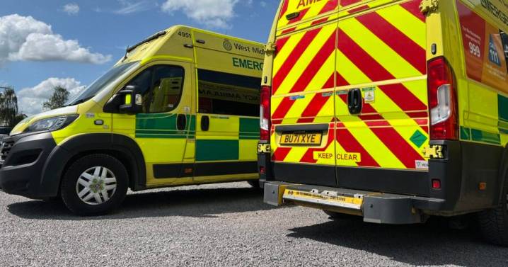 Motorcyclist seriously injured in Warwick crash