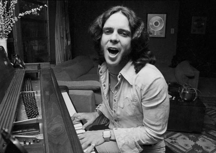 Legendary rock musician dies at 77 after short cancer battle