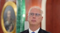 Enviado del Kremlin: La cumbre en Alaska es "importante para todo el mundo"
