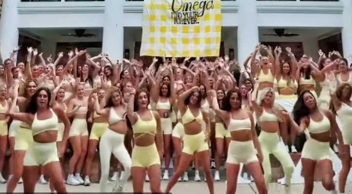 Everyone Was Saying The Same Thing About The Jaw-Dropping University of South Carolina Sorority Girls Who Are Breaking The Internet With Their Matching Skin