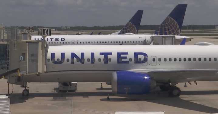 SWFL travelers face United flight delays due to tech issues