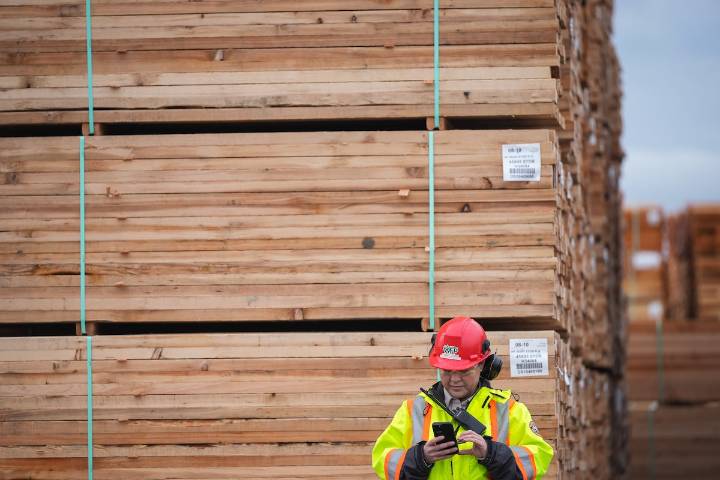 Carney announces $1.2-billion in lumber industry supports