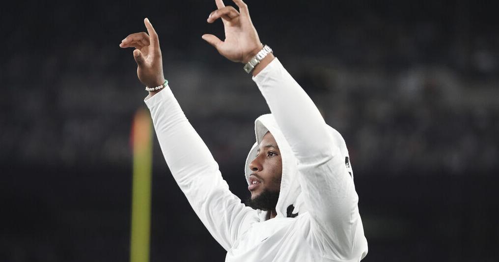 Eagles seek a repeat behind Barkley, Hurts while Mahomes and the Chiefs aim to bounce back