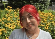 Estudiante se visualiza un dulce futuro en repostería y negocios