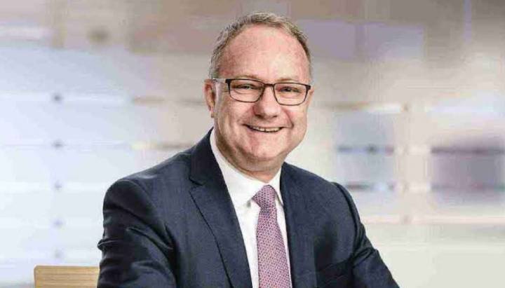 Mark Cutifani: experto australiano y ex CEO de Anglo American presidirá evaluación sobre derrumbe en El Teniente