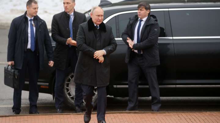 Putin’s nuke button, ‘poo briefcase’ & army of bodyguards… Giant security op that will go with Vlad for Trump showdown