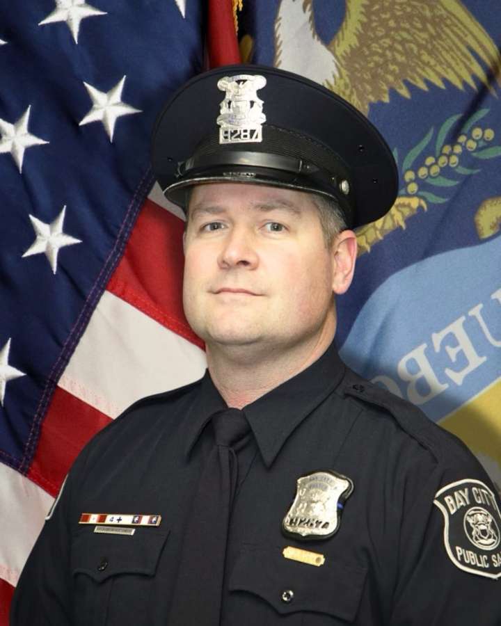 Netflix doc about Michigan mom who catfished teen daughter features local police officer