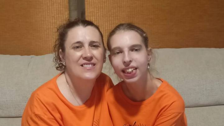 María Ángeles Alcalá, madre de Irene, primer caso en España con síndrome DYRK1A: "Hagamos visible lo invisible"