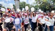 Mujeres alzan su voz en defensa de los niños secuestrados por los Estados Unidos
