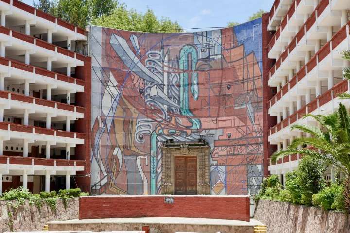Difunde SEP patrimonio arquitectónico y artístico de la BENM
