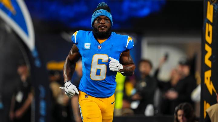 Chargers linebacker Denzel Perryman arrested for weapons violation