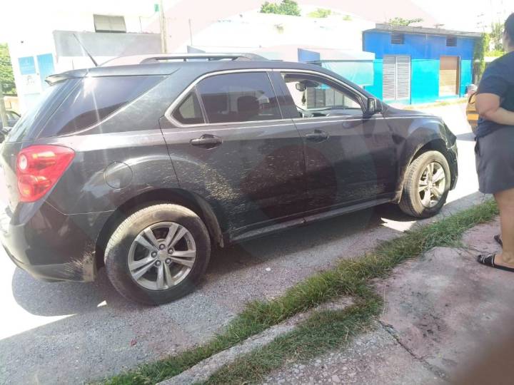 Choque leve entre camionetas en la Obrera