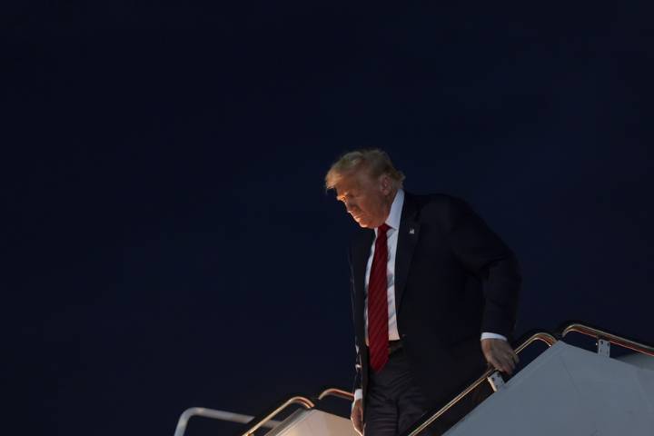 Top Democrat lays out the painful truth about Trump's new tariffs