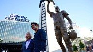 Pats unveil Tom Brady statue in ceremony outside Gillette Stadium