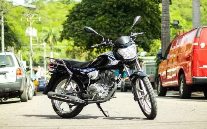 Fiscalía venezolana lanza campaña para disminuir accidentes de motos