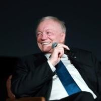 Cowboys owner Jones says experimental drug saved him after cancer diagnosis