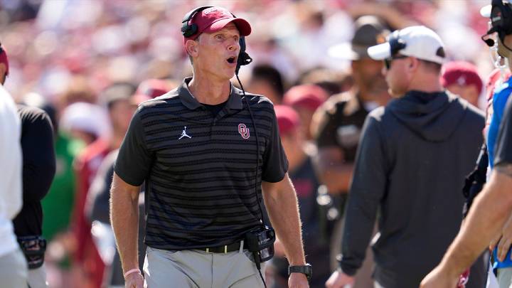 The reason Oklahoma HC Brent Venables is taking a pay cut