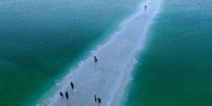 Los misterios del Mar Muerto: cómo se forman sus impresionantes estructuras de sal