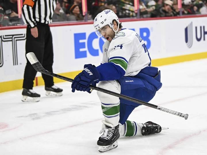 Canucks: Jake DeBrusk was like 'the middle man' between Pettersson and Miller