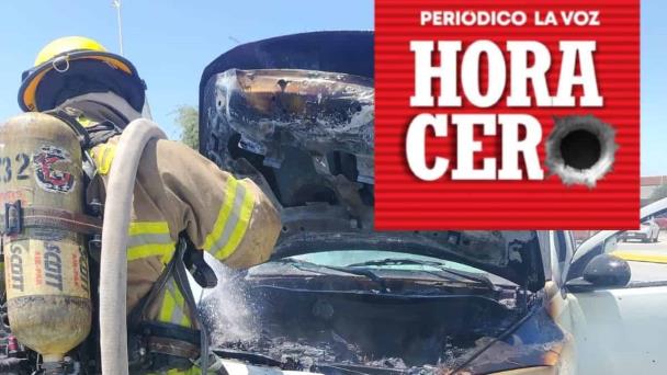Se quema automóvil en estacionamiento del Mall Paseo Monclova