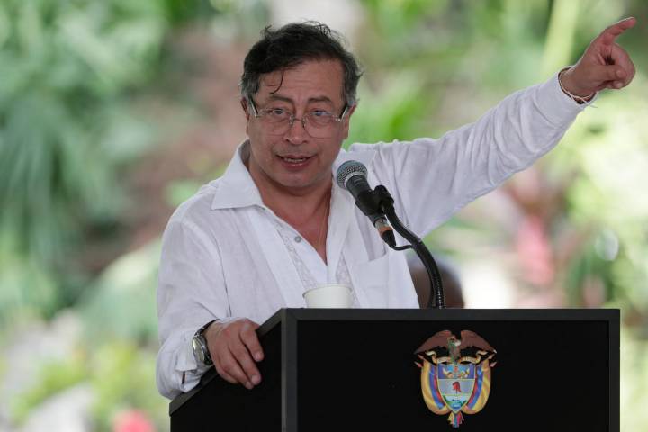 Petro advierte a Trump que "la soberanía nacional existe" tras orden de combatir carteles