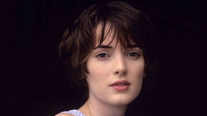 El corte de pelo de Winona Ryder de principios de los 90 que será tendencia en otoño y rejuvenece