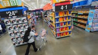 Walmart's 2Q results show it's wooing shoppers and outpacing peers like Target amid tariff woes