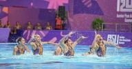 Queretanos ganan medalla de oro en en natación artística durante Asunción 2025
