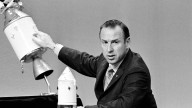 Apollo 13 moon mission leader James Lovell dies at 97