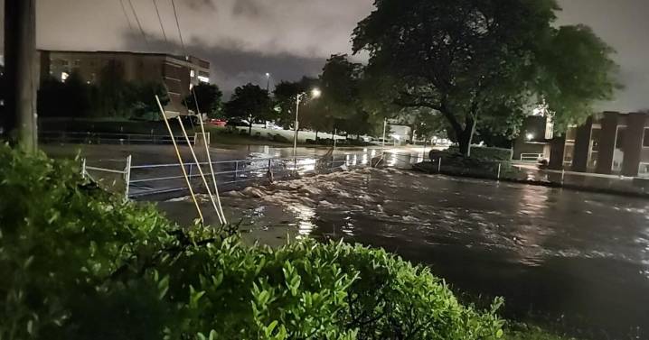 American Red Cross opens shelters for Wisconsin flood victims