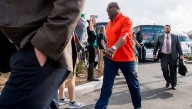 Auburn football to honor Bo Jackson's Heisman Trophy season at Iron Bowl