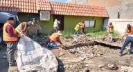 Retiraron basura y escombro de arroyo en la Insurgentes