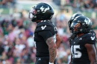 Deadspin | Fake-punt TD helps USF cruise past No. 25 Boise State
