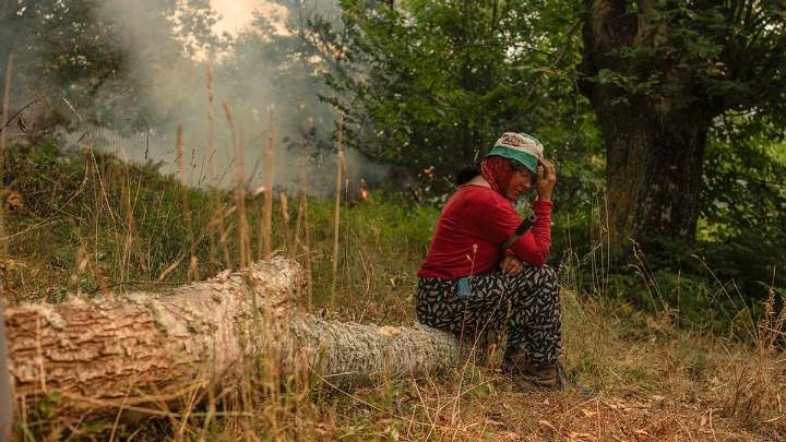 Los incendios avanzan sin control en Galicia y calcinan ya 13.800 hectáreas