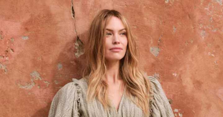'Very flattering' summer dress axed to 46% off and is great to wear 'for a special occasion'
