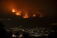 Al menos 250.000 hectáreas arden este año en incendios forestales, más de 100.000 en los últimos ocho días