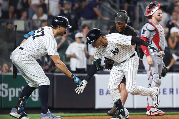 Yankees 8, Cardinals 4: Bellinger rises to the occasion to seal series sweep