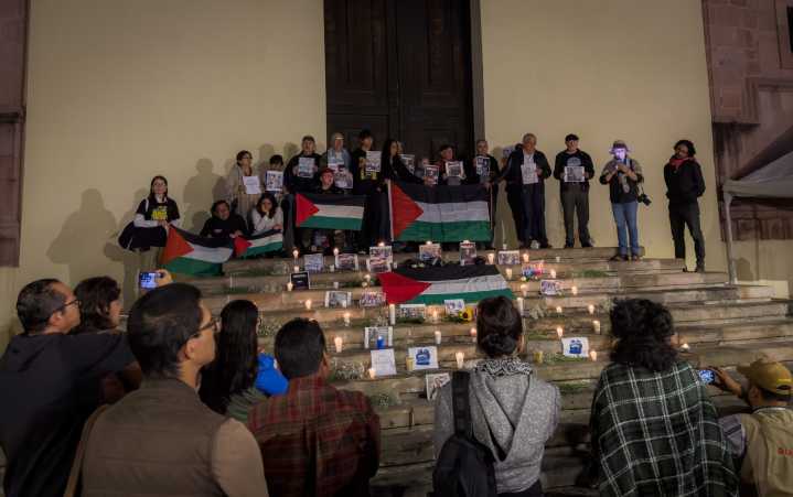 Llevan a cabo vigilia en honor a periodistas asesinados en Palestina